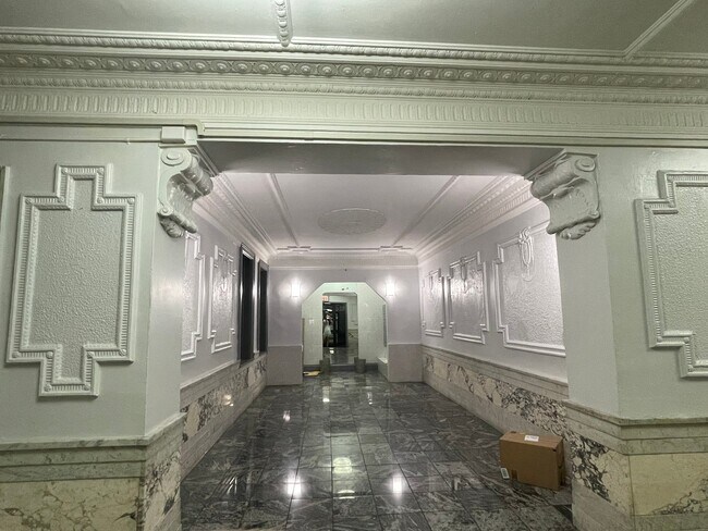 Building Photo - 275 Harrison Ave