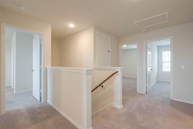 Building Photo - 25635 Royal Catchfly Rd