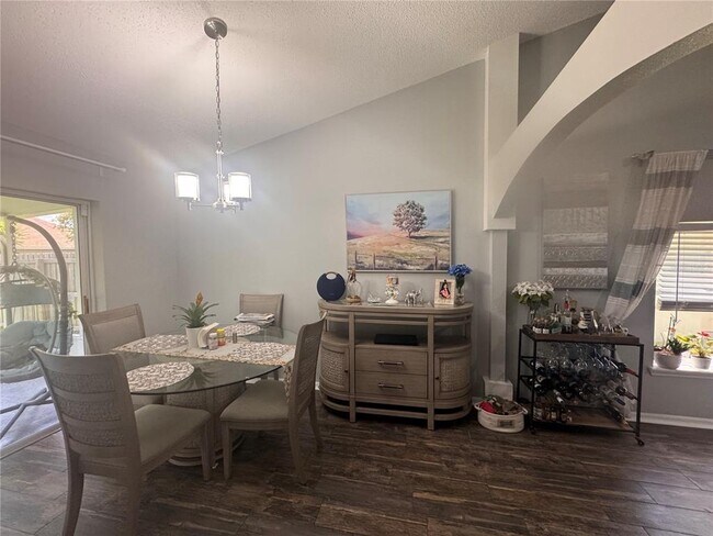 Building Photo - 30619 Double Dr
