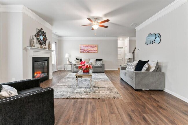Building Photo - 3531 Meadow Grass Dr