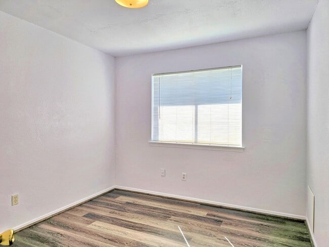 Building Photo - 14227 Blue Falls Dr