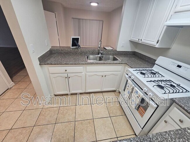 Building Photo - 926 Wilmington Blvd