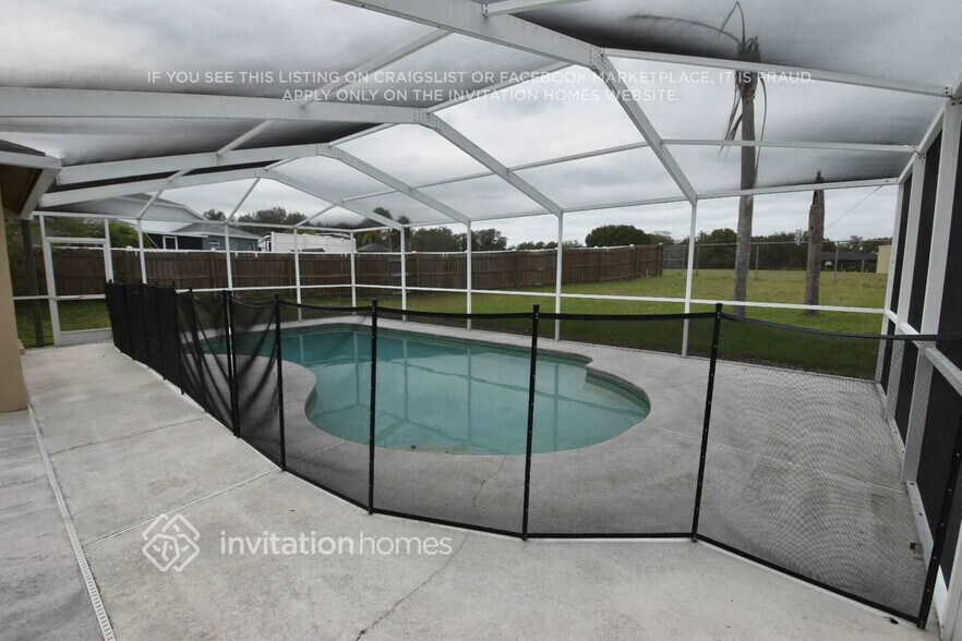 Building Photo - 10311 Sedgebrook Dr