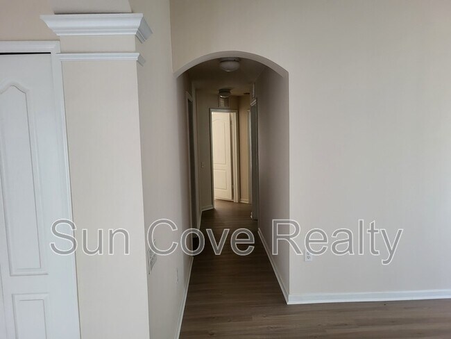 Building Photo - 7607 Mariners Harbour Dr