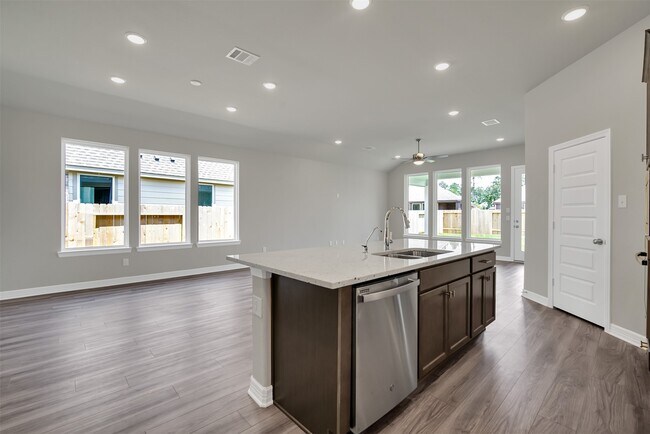 Building Photo - 529 Cedar Harbor Ct