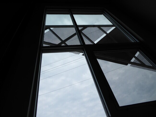 Building Photo - 2113 Greenleaf St