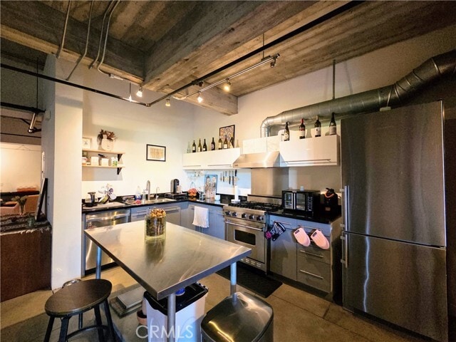 Building Photo - 835 Locust Ave