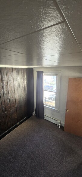 Building Photo - 9431 97th St