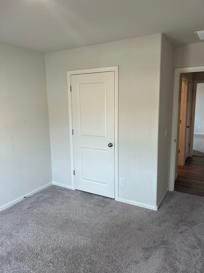 Building Photo - Beautiful 4 Bedroom 3 Bathroom home in the highly desired neighborhood at Canyons at Whetstone in...