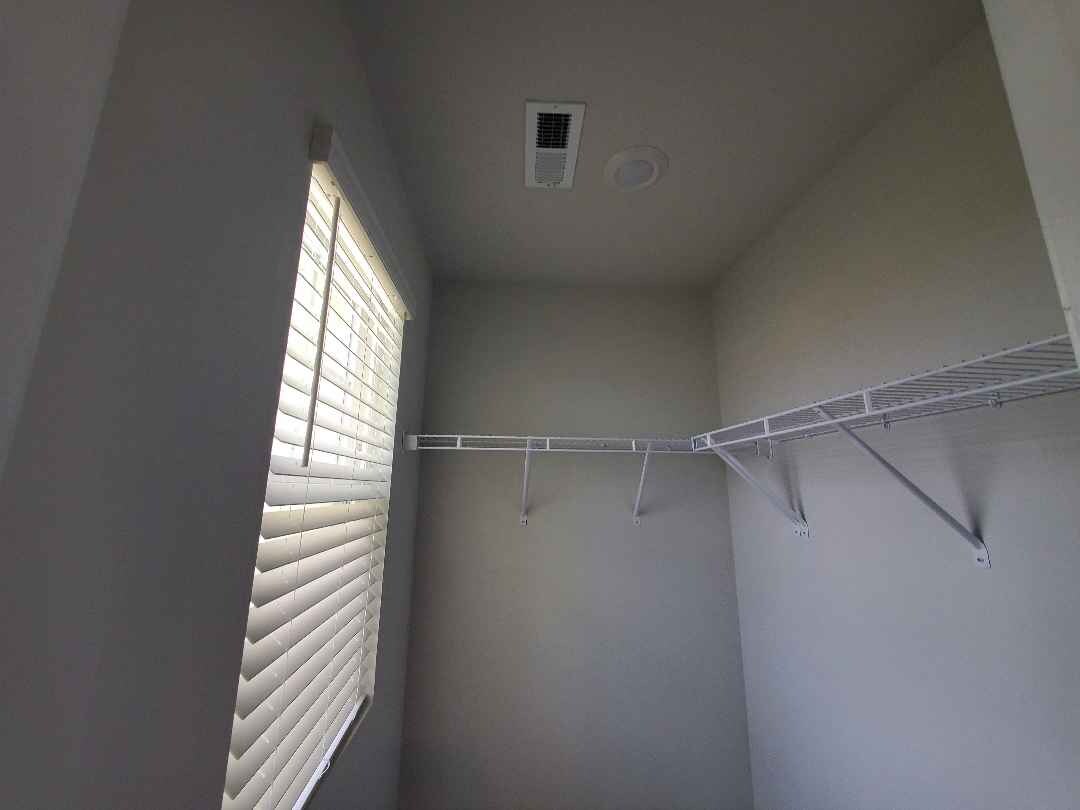Building Photo - Room in Townhome on Kasota Ln