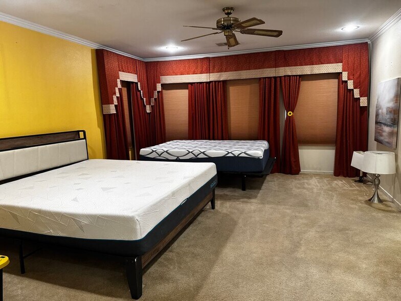 Building Photo - 44130 Catsue Pl