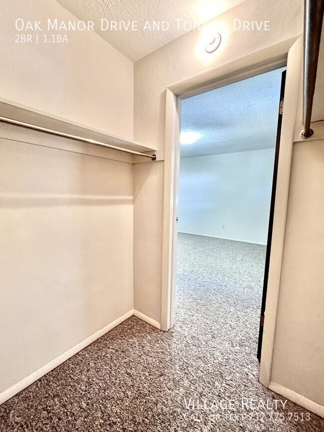 Building Photo - 188 Oak Manor Dr