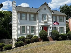 Building Photo - 2679 Foxglove Dr SW