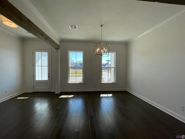 Building Photo - 4 Bedroom House in Materra with Fenced Yard