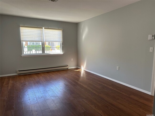 Building Photo - 36 Revere Dr