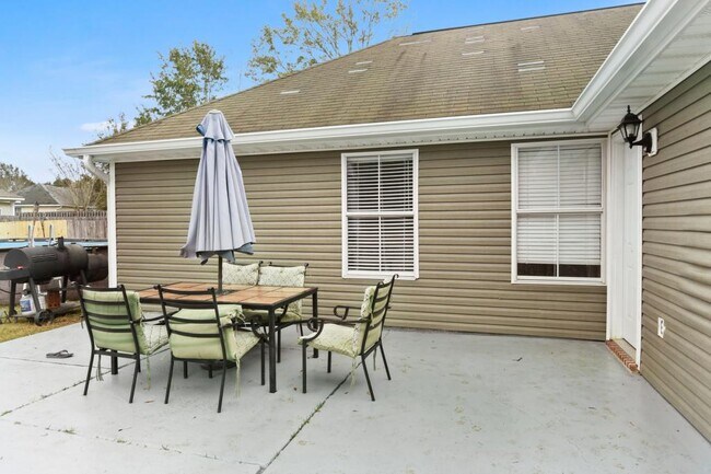 Building Photo - 13418 Libby Lane