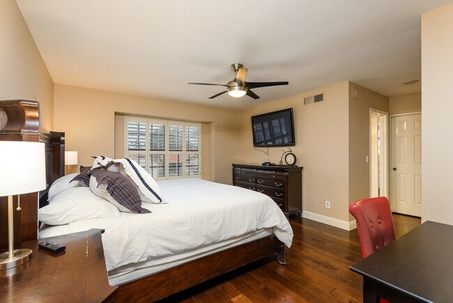 Building Photo - 16025 N 58th Pl