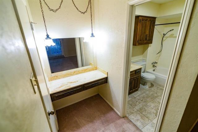 Building Photo - 8718 Grenadier Dr