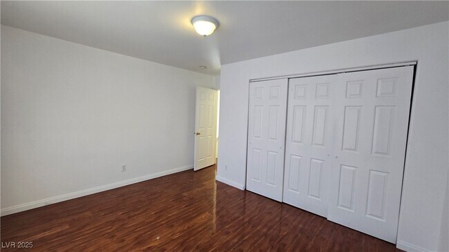 Building Photo - 2954 Savers Ct