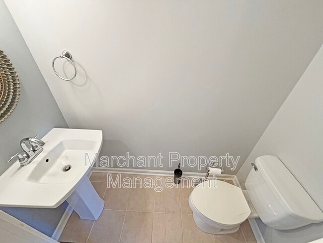 Building Photo - 101 Pendleton Ct