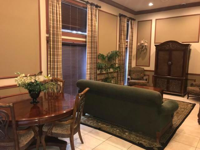 Building Photo - 1000 Scotia Dr