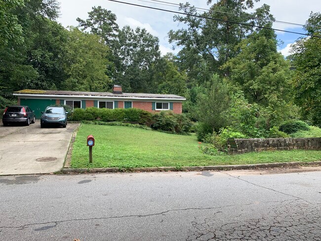 Primary Photo - 454 Superior Ave