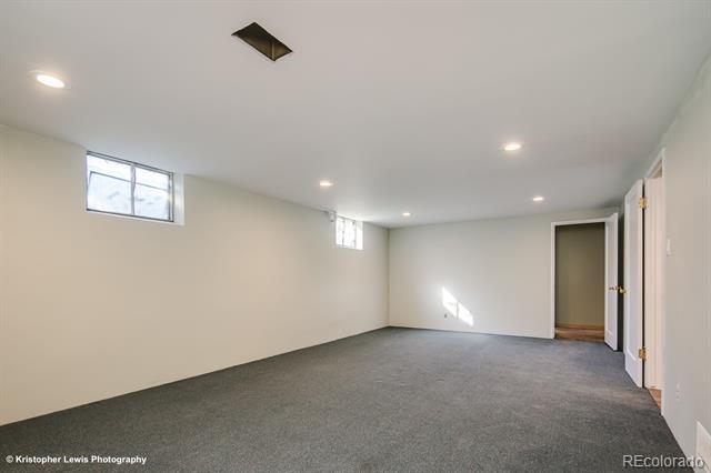 Building Photo - 145 N Downing St