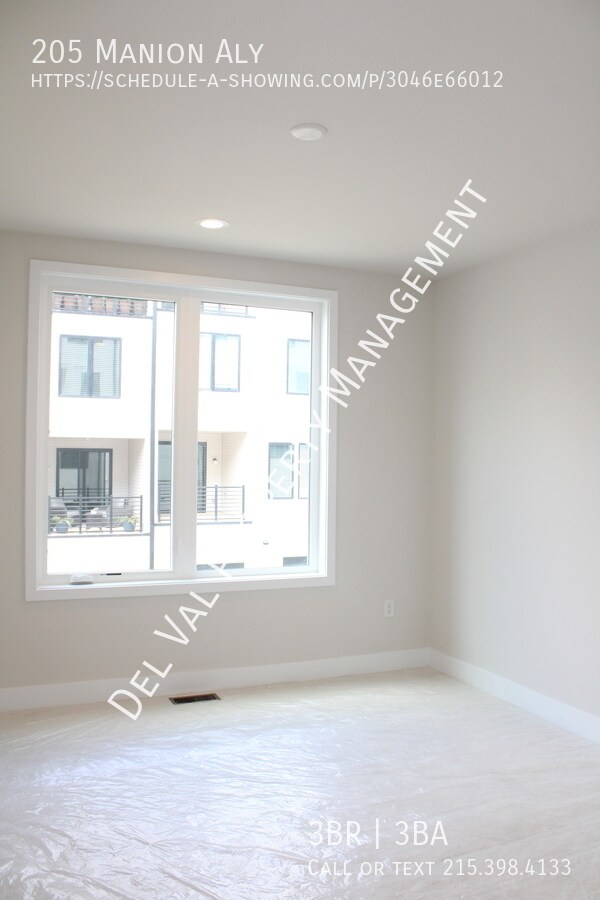 Building Photo - 205 Manion Aly