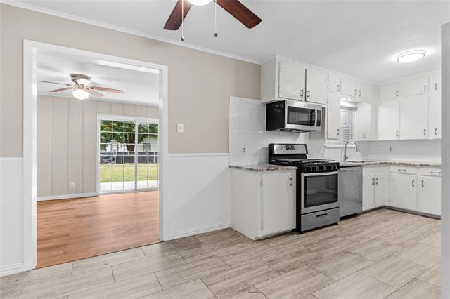 Building Photo - 5229 Ira St