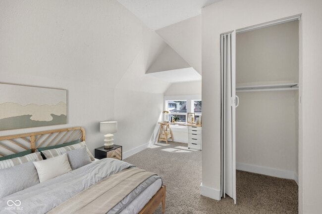 Building Photo - 3160 Graceland Ave