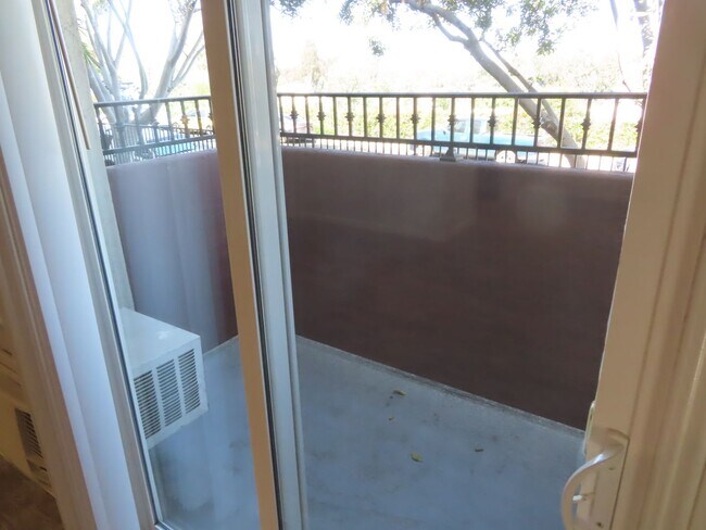Building Photo - Immaculate one bedroom condo in Mira Mesa / Scripps Ranch Area