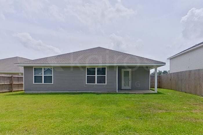 Building Photo - 4686 Malay Cir