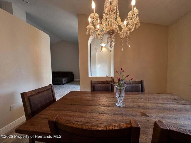 Building Photo - 9448 Tooke Shore Dr