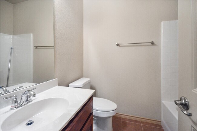 Building Photo - 3304 Stonecrop Trail