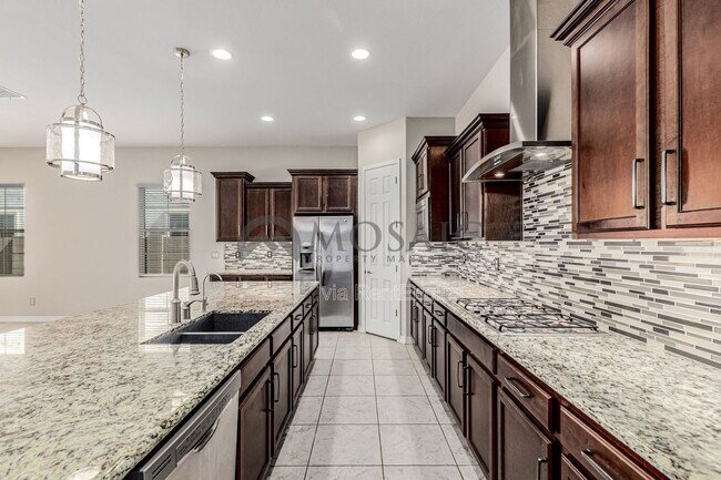 Building Photo - 800 E Tonto Pl