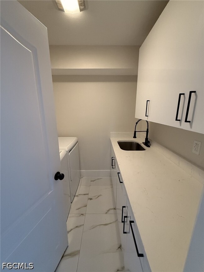 Building Photo - 1414 SE 6th Ave