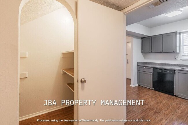 Building Photo - 1764 Farleigh Ct