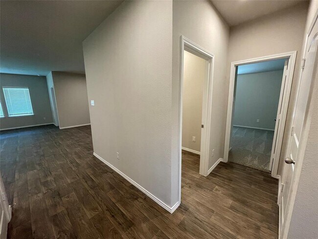 Building Photo - 13872 Rock Island Trl