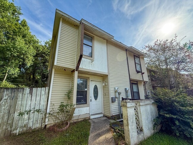 Primary Photo - Completely remodeled 2 bedroom 1.5 bath to...