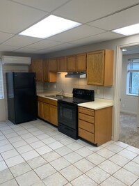 Building Photo - 57 W Vine St