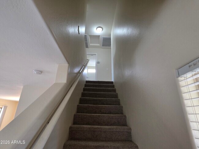 Building Photo - 6063 E Sotol Dr
