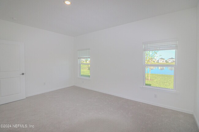 Building Photo - 483 Stargaze Ln