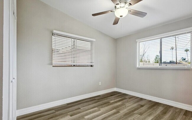 Building Photo - Central Tempe 3br