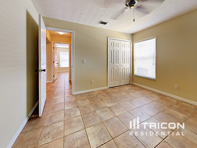 Building Photo - 11302 Andy Dr
