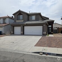 Building Photo - 907 Royalmile Way