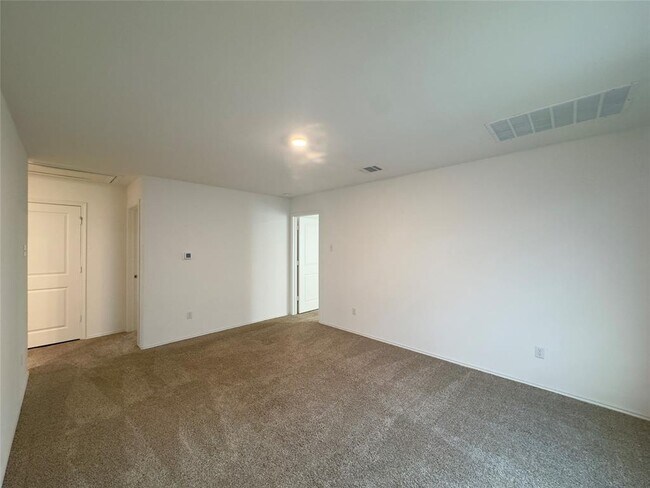 Building Photo - 512 Gabbro Gdns