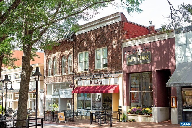 Building Photo - 313 E Main St