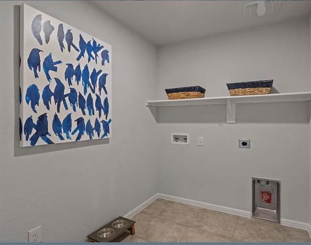 Building Photo - 620 W 1st St