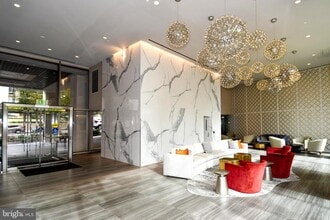 Building Photo - 4620 N Park Ave