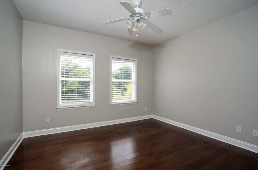 Building Photo - 1702 Windjammer Ln